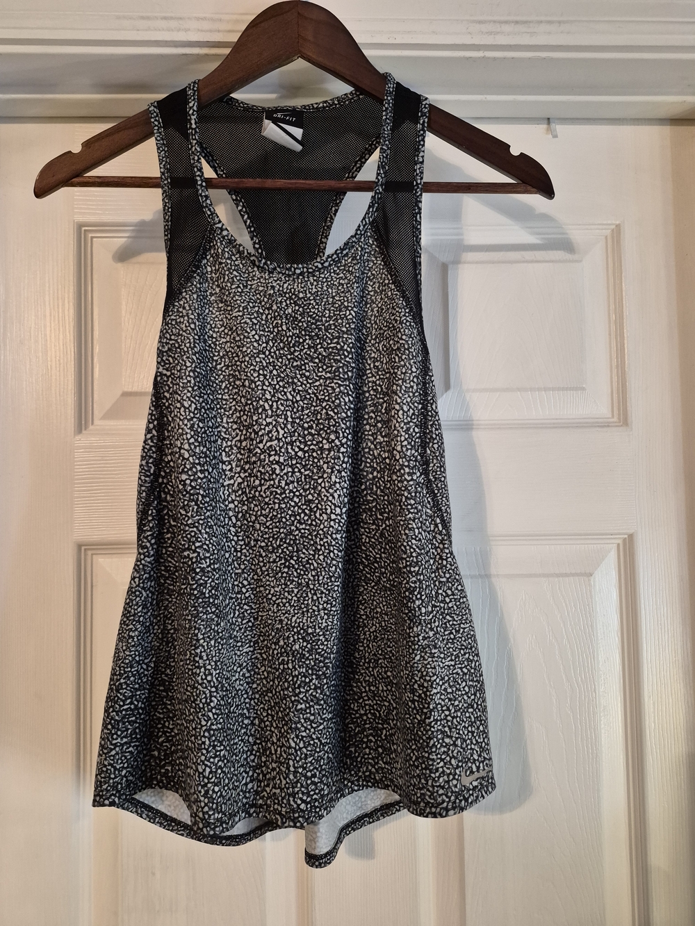 Nike Black & White Printed Mesh Racerback Tank Small